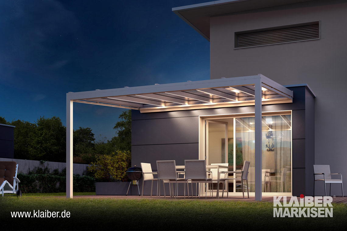 Terrassendach aus Glas mit Unterglasmarkise