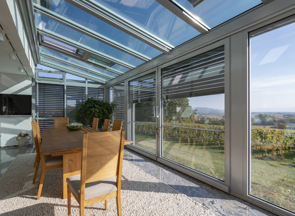Wintergarten mit Ausblick in die Weinberge in 79588 Efringen-Kirchen